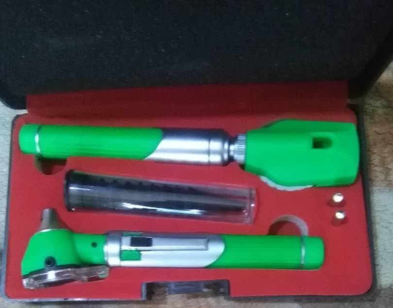 Otoscope and Ophthalmoscope diagnostic set